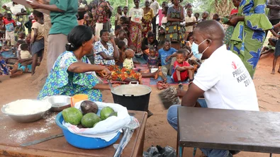 CH1704450-Community-Volunteer-Marceline-43-gives-a-cooking-demonstration-in-East-Kasai-DRC.JPG