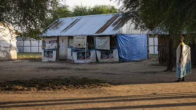 ch1703840_the_exterior_of_a_save_the_children_supported_nutrition_facility_in_akobo_west_south_sudan.jpg