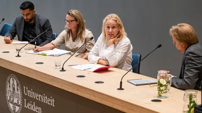 Juliette Verhoeven in een panel