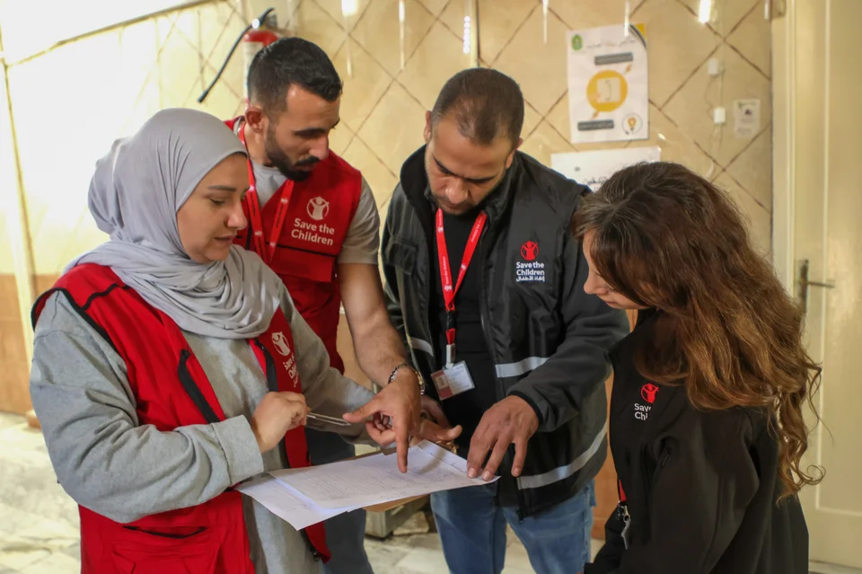 Save the Children medewerkers in Beirut