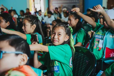 Kinderen in Guatamala doen mee aan de Heroes of the Planet play