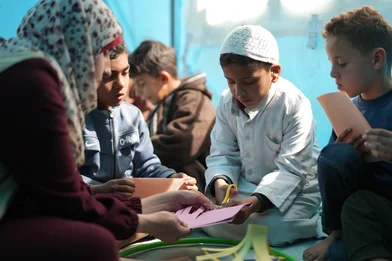 Palestijnse kinderen knutselen
