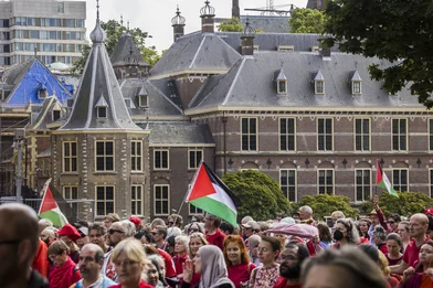 Rode Lijn politiek