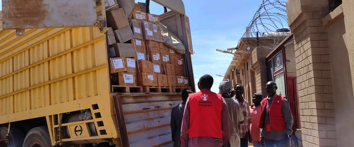 Humanitaire toegang wordt ontzegd aan Save the Children in Sudan
