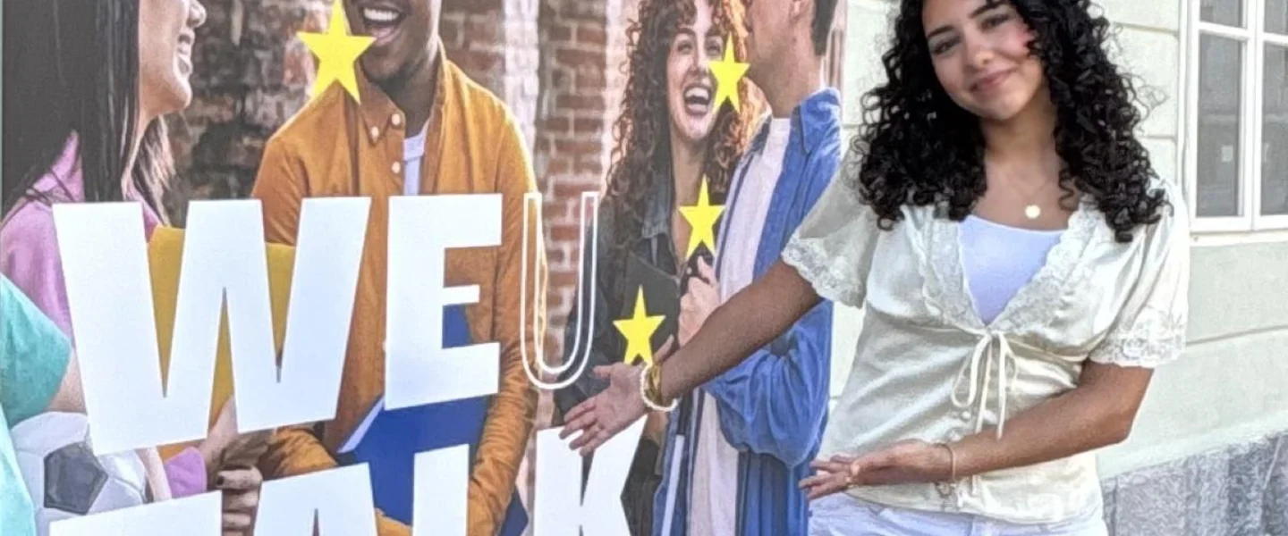 Jongerenambassadeur Naya bij EU-dialoog