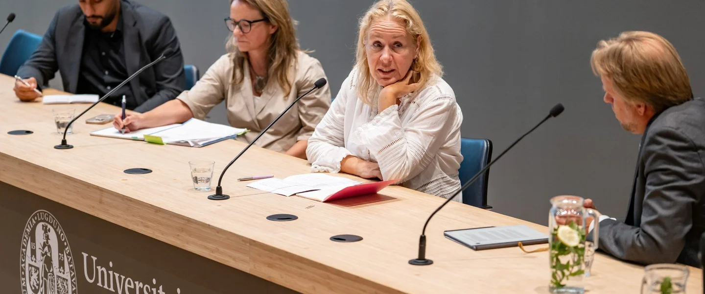 Juliette Verhoeven in een panel